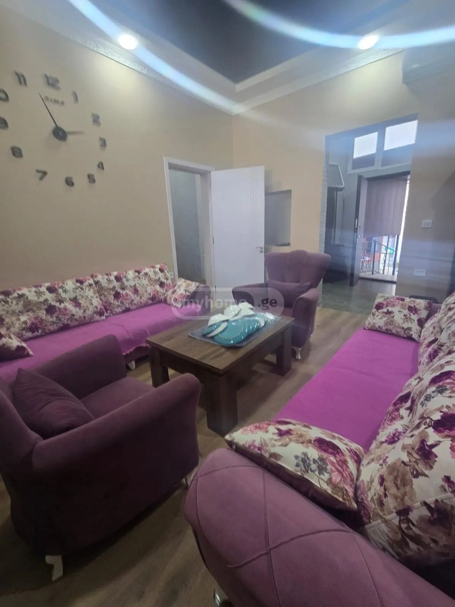კომახიძე რ. ქ.  - 4 rooms