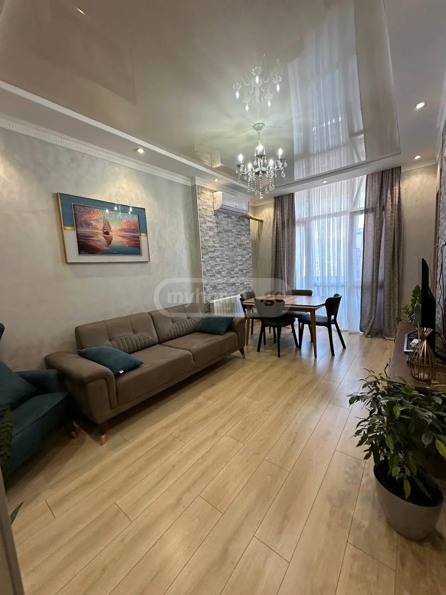 აბუსერიძე ტ. ქ. 5 - 3 rooms