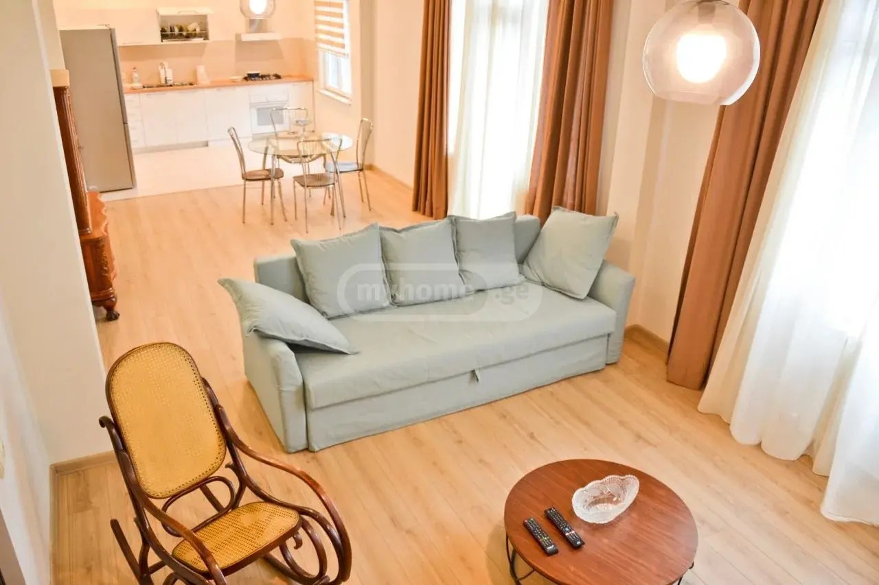აბაშიძე მ. ქ. 53 - 5 rooms