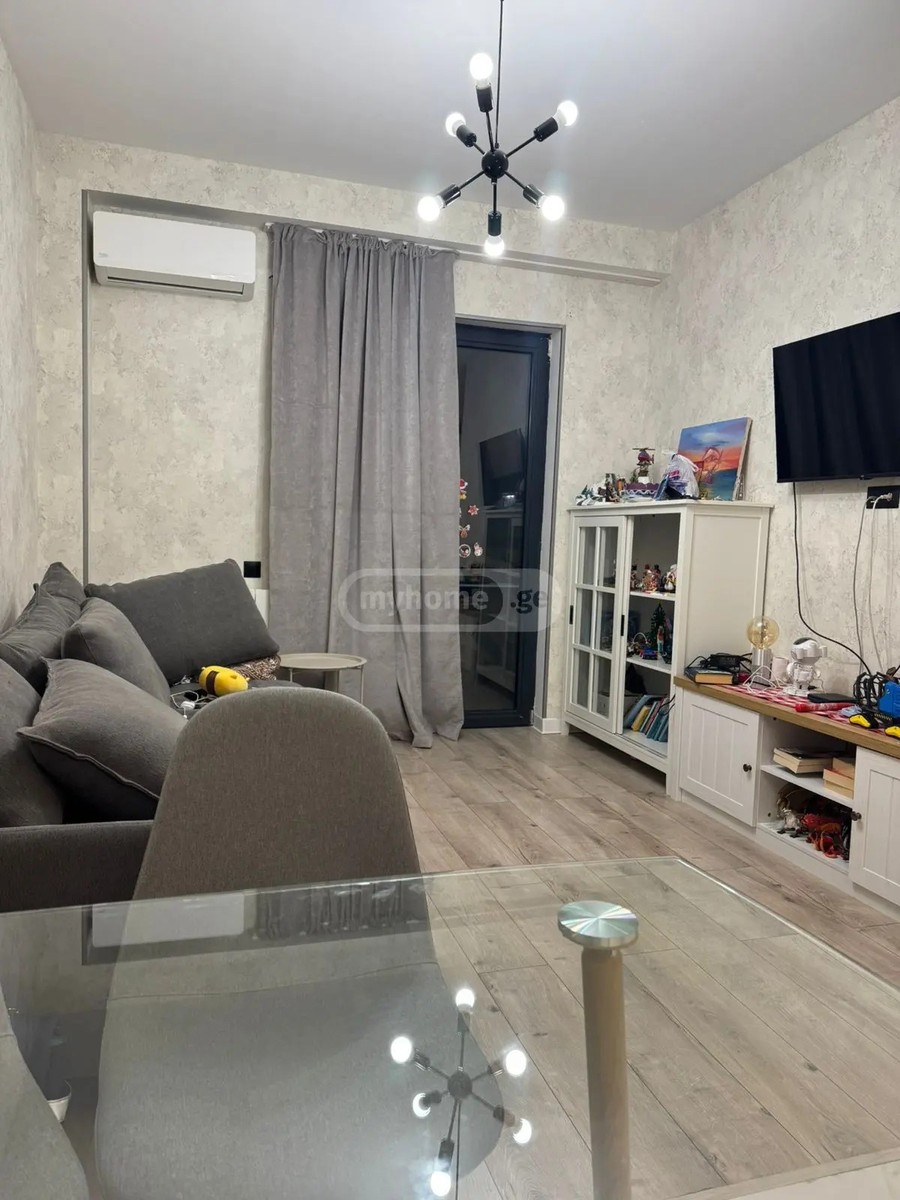 მარშალ გელოვანის გამზ. 1 - 2 rooms