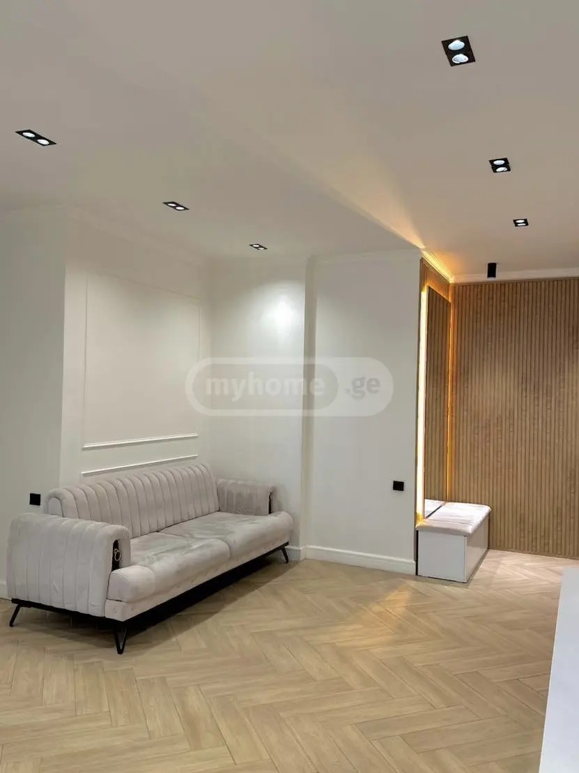 ბაგრატიონის ქუჩა 129 - 3 rooms