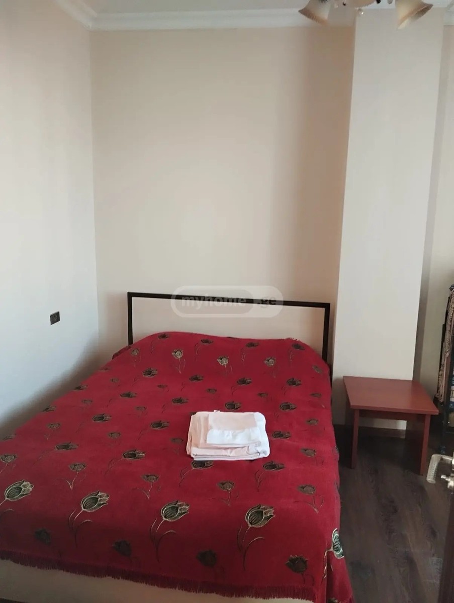 26 მაისის ქ.  - 2 rooms