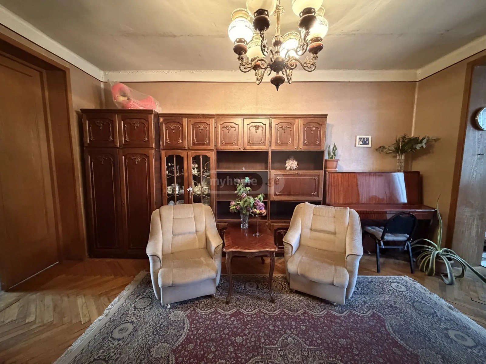ჭილაძიე ო. ქ. 166 - 3 rooms