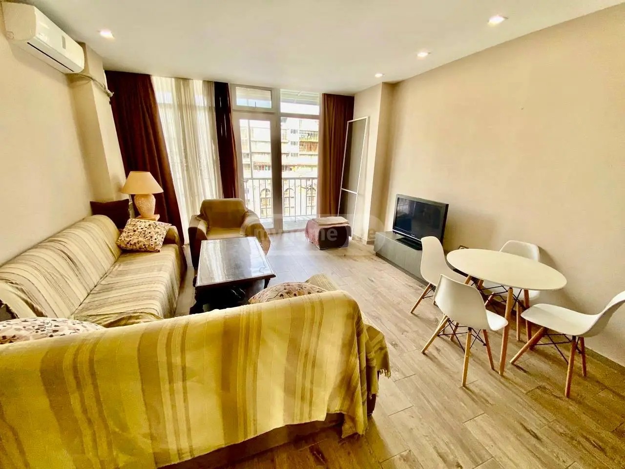ხიმშიაშვილი შ. ქ. 4 - 3 rooms