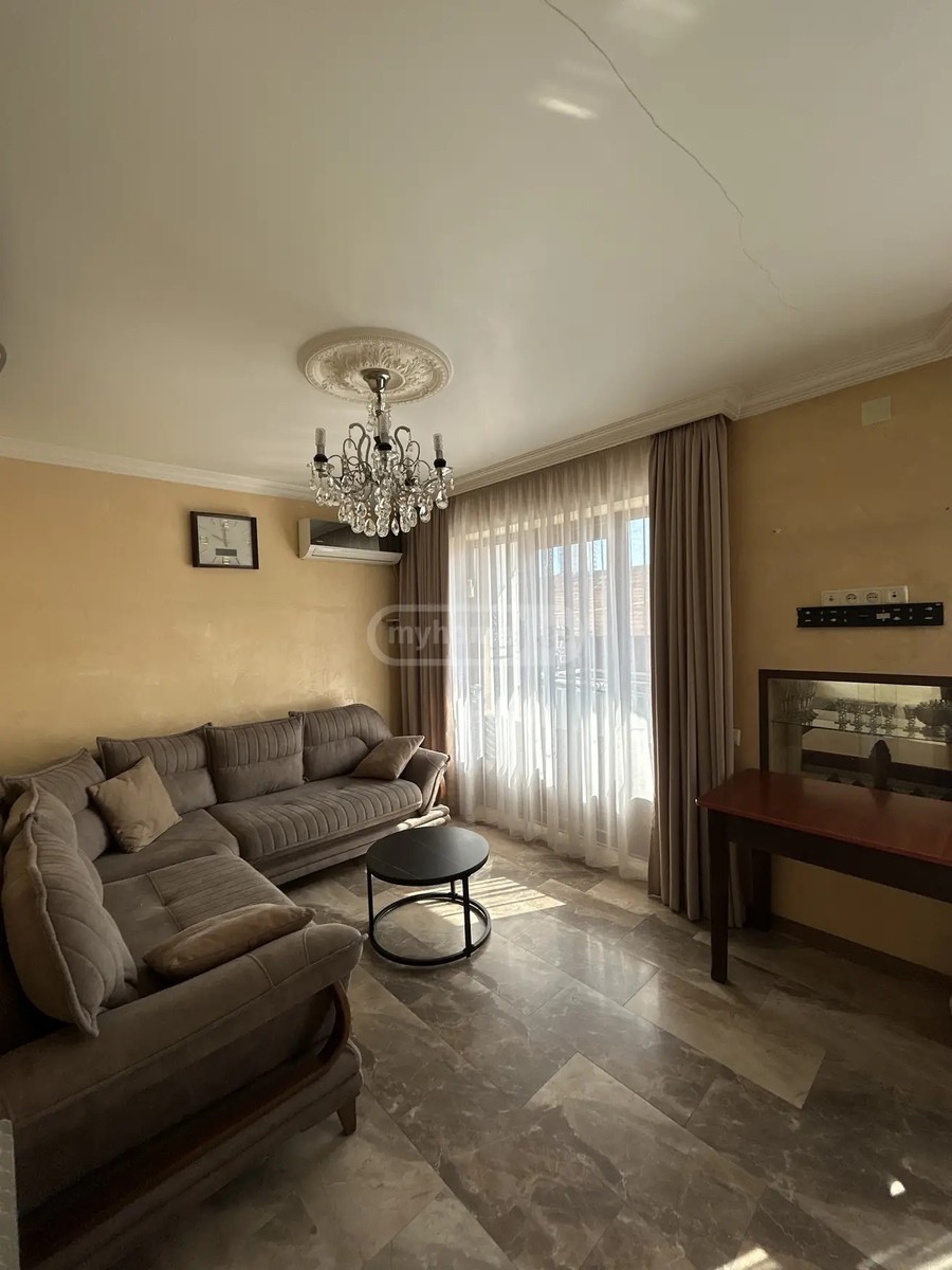 პუშკინის ქ. 25 - 2 rooms