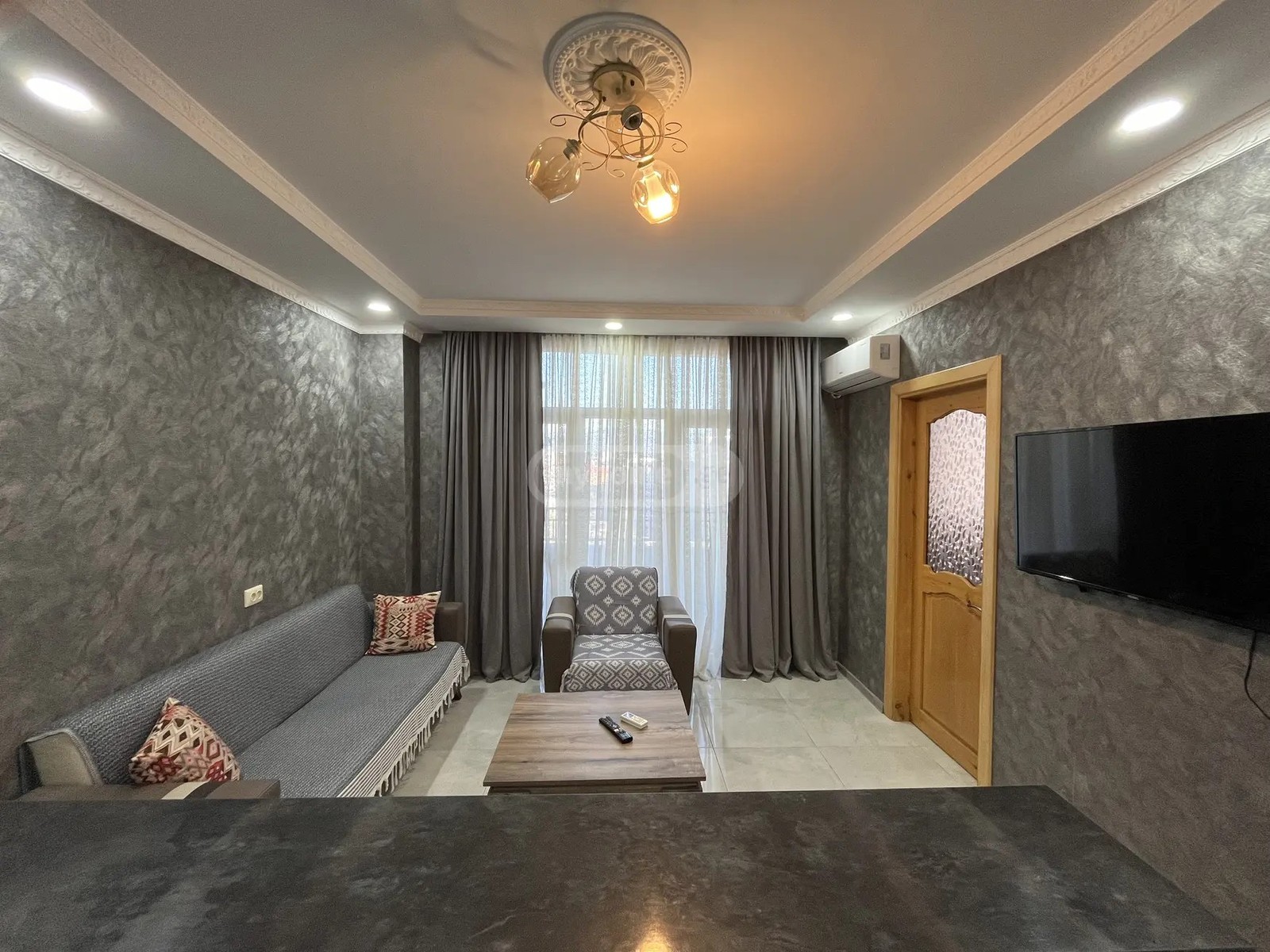 აბუსერიძე ტ. ქ.  - 3 rooms