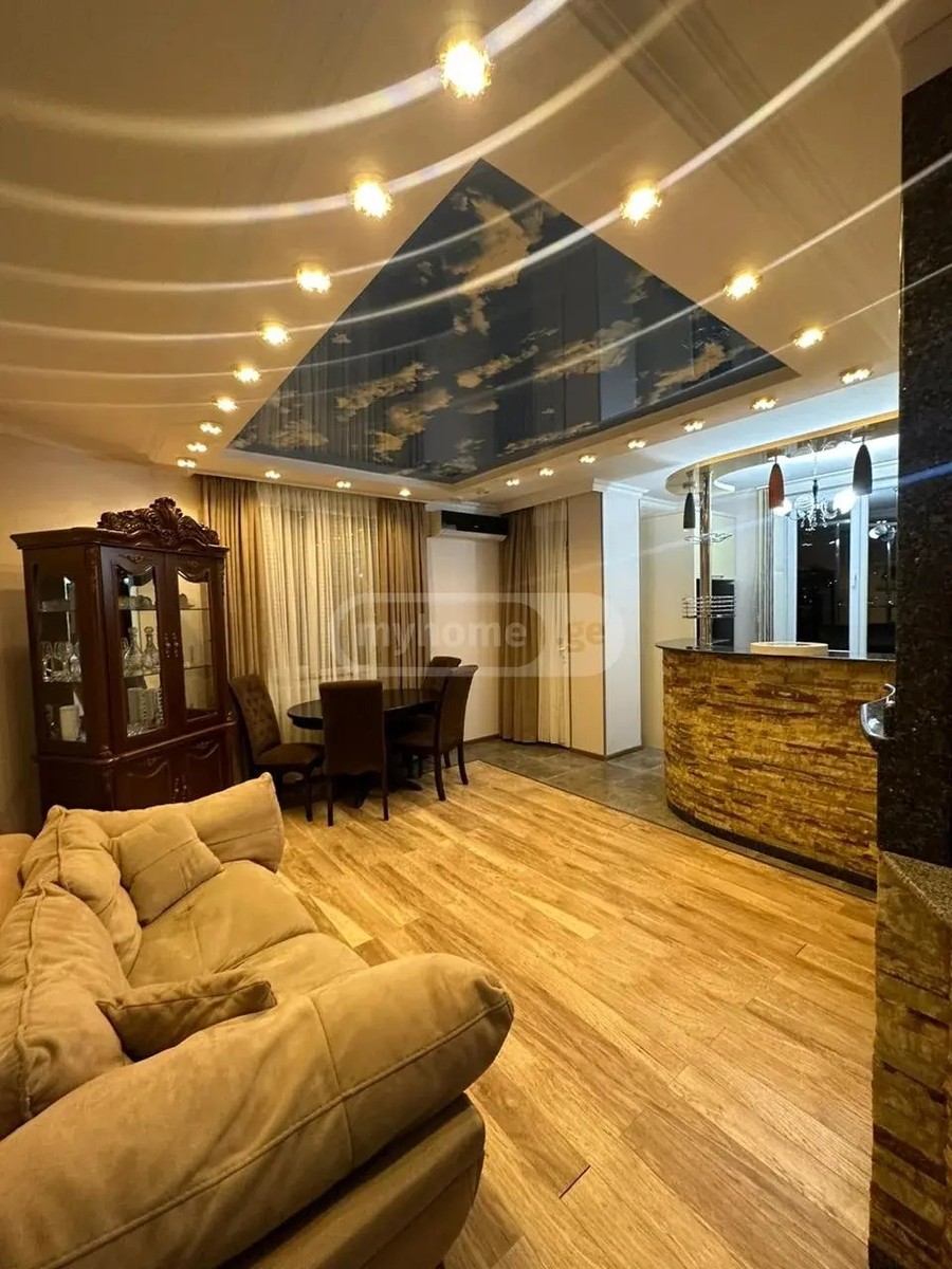 ლეონიძის ქ. 5 - 4 rooms
