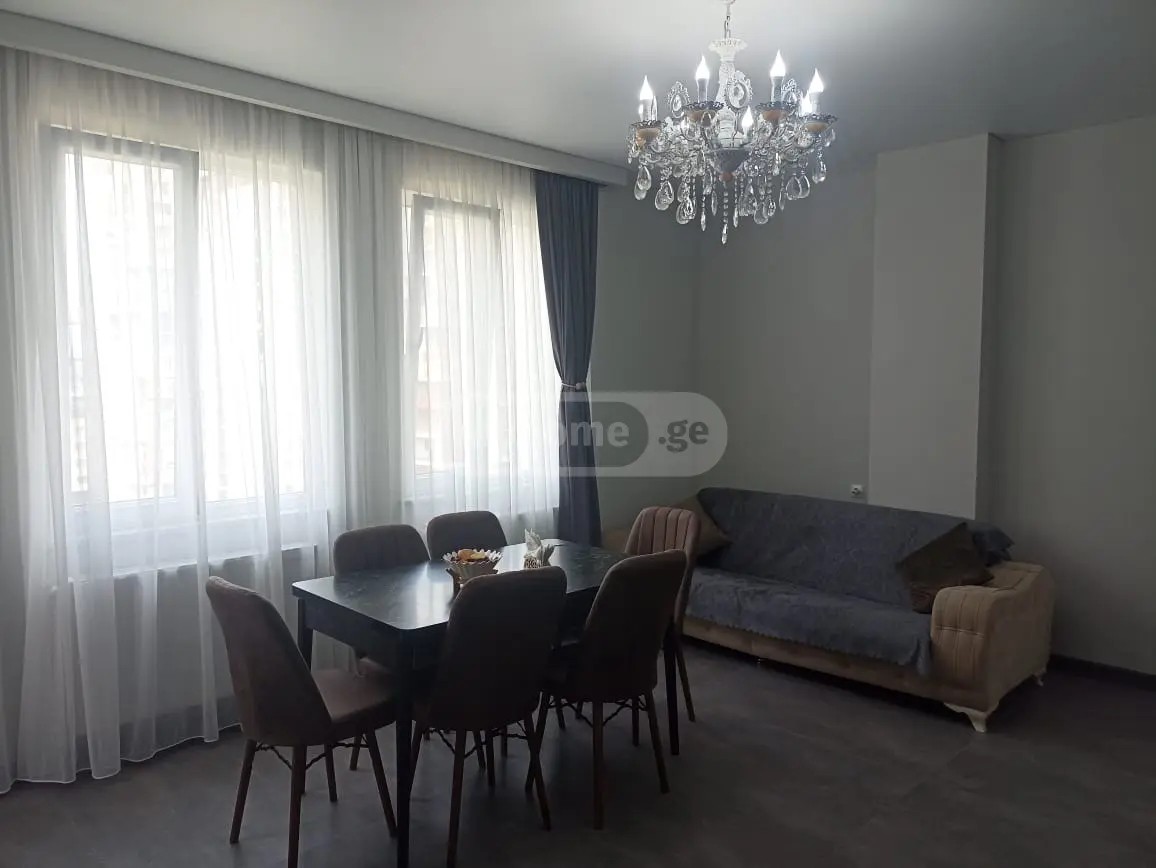 ანგისის ქ. 50 - 3 rooms