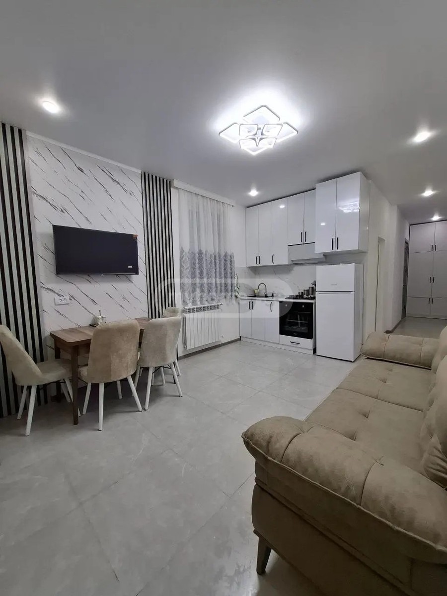 ზღვის პირის ქ.  - 2 rooms