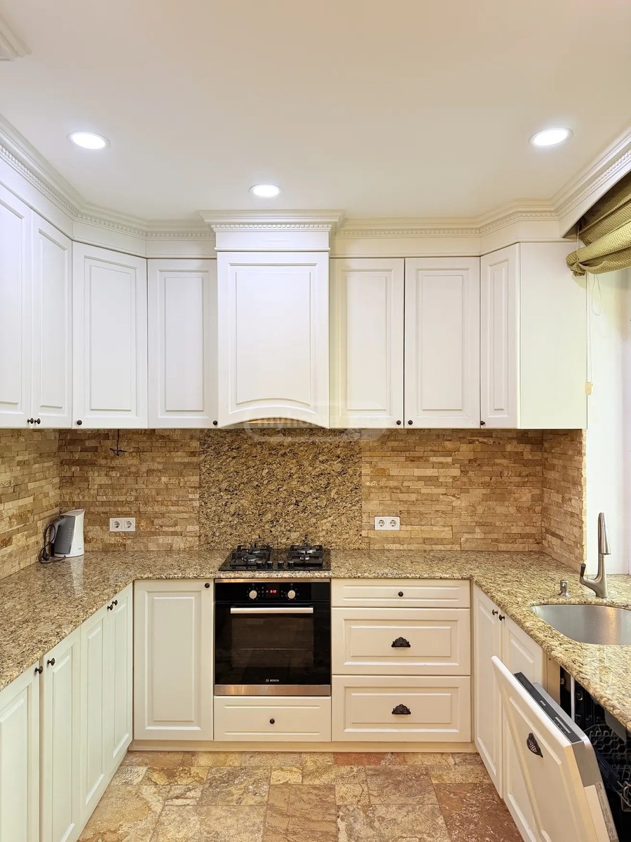 პეკინის გამზ. 10 - 3 rooms