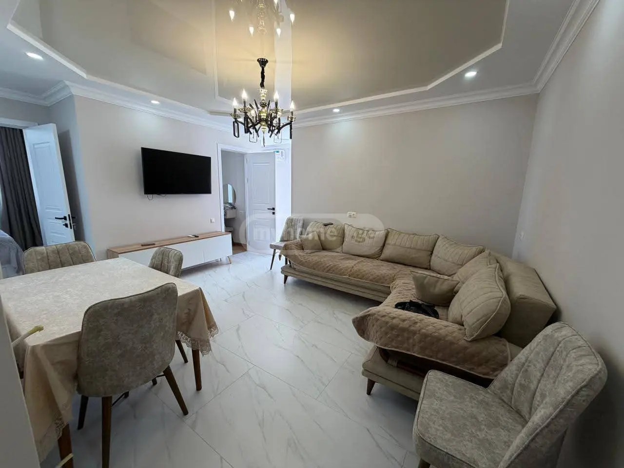 ანგისის ქ.  - 4 rooms