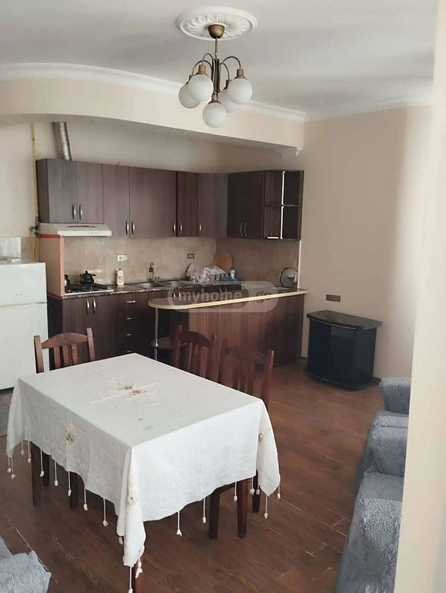 26 მაისის ქ.  - 2 rooms