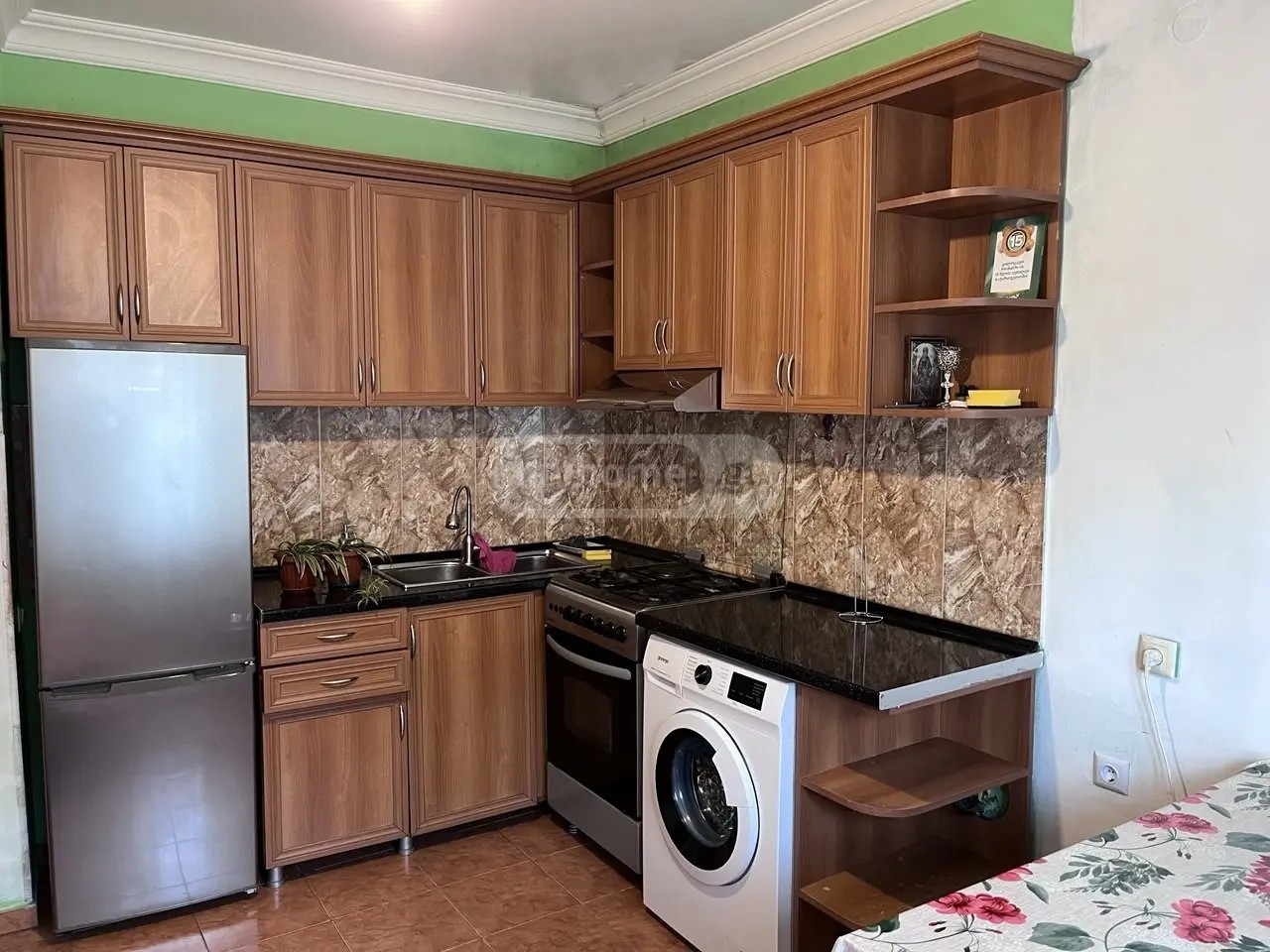 ლერმონტოვი მ. ქუჩა 113 - 3 rooms