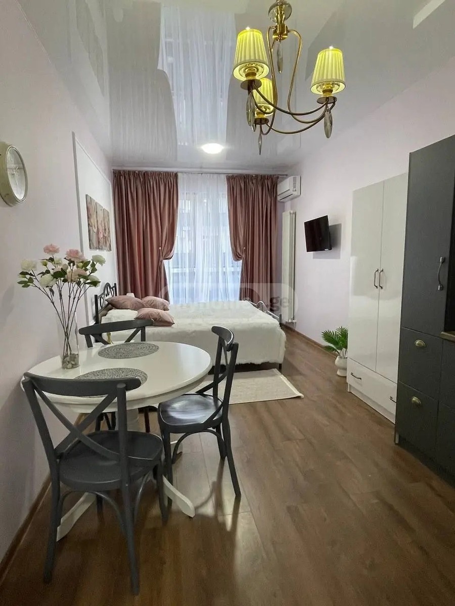 ანგისის ქ. 8 - 1 rooms