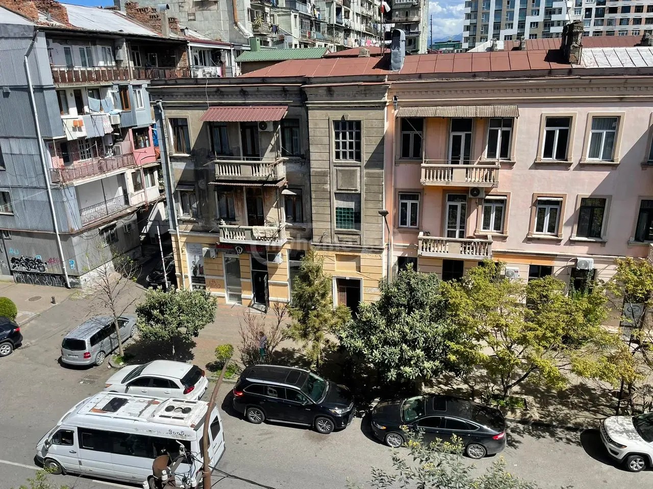 26 მაისის ქ. 68 - 3 rooms
