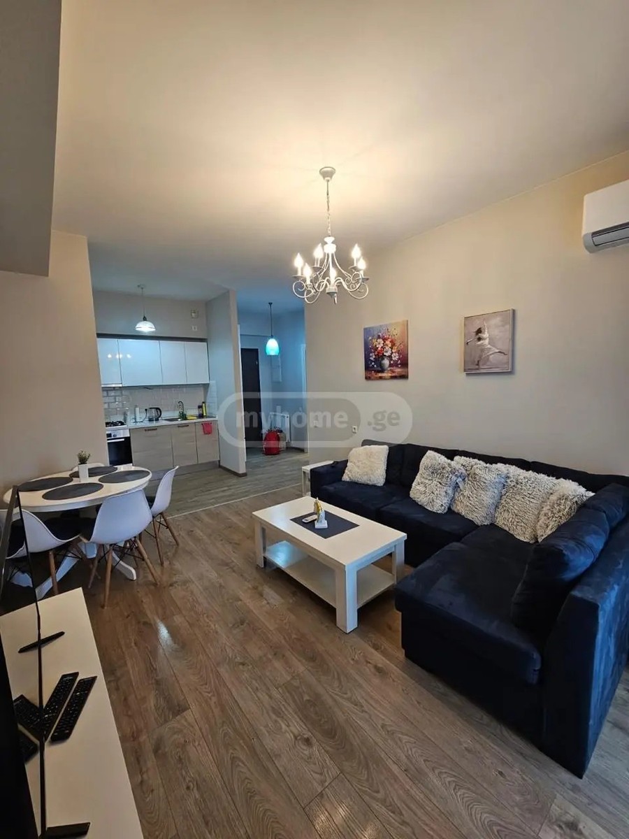 ყაზბეგის გამზ. 15 - 2 rooms