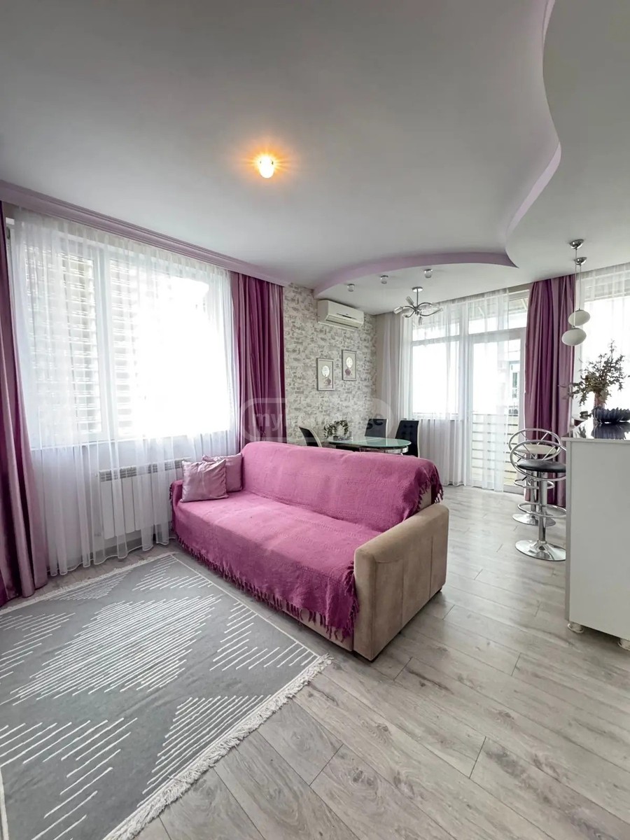 ფიროსმანის ქ. 18 - 2 rooms