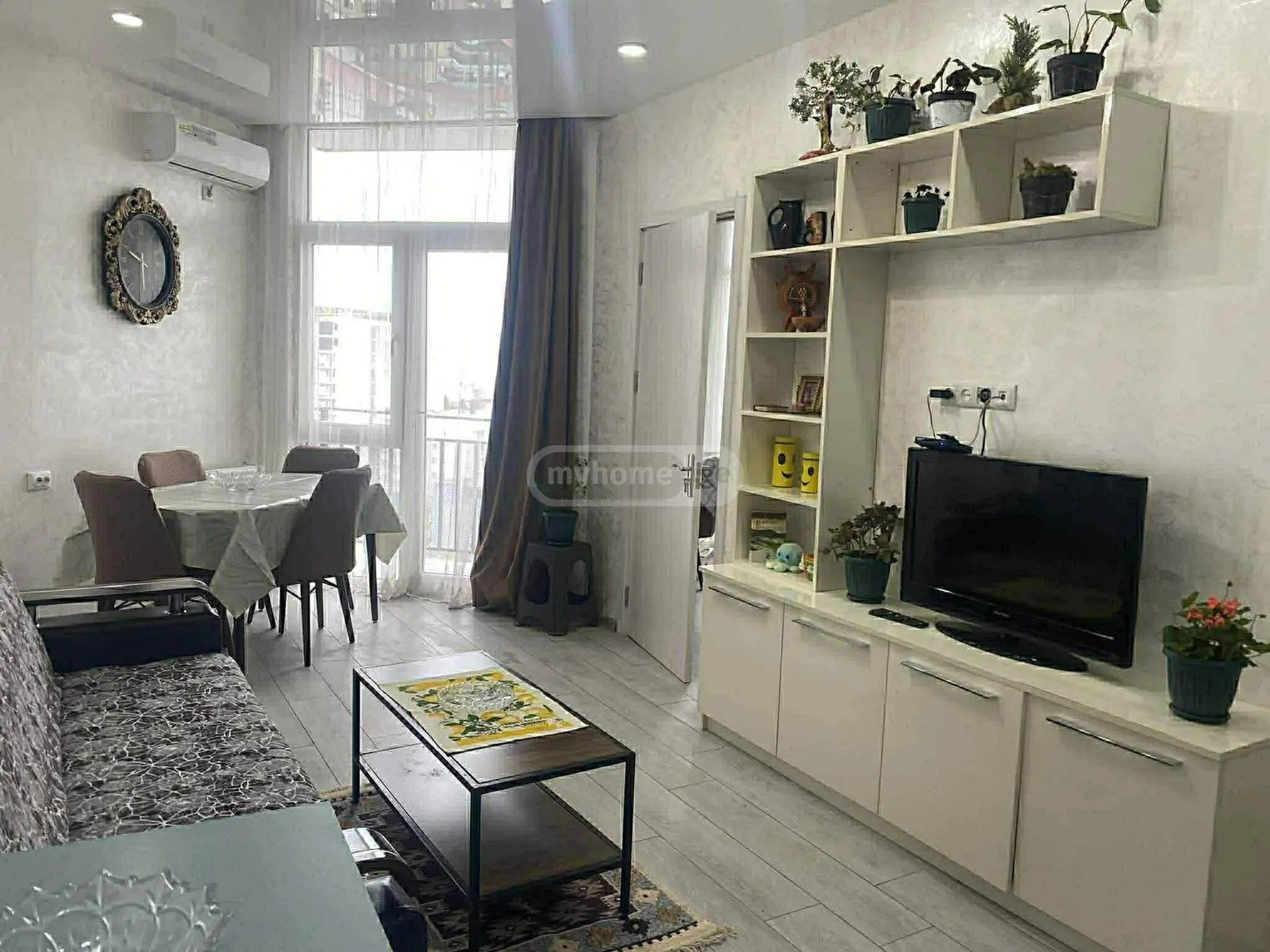 პუშკინი ა. ქ. 13 - 3 rooms