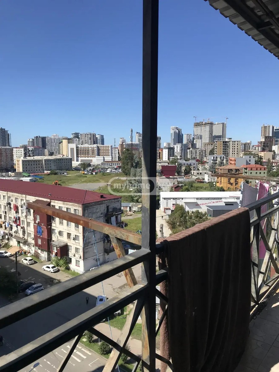 ტაბიძის ქ. 111 - 3 rooms
