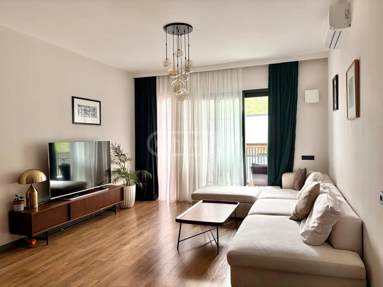ღოღობერიძე ნ. ქ.  - 4 rooms