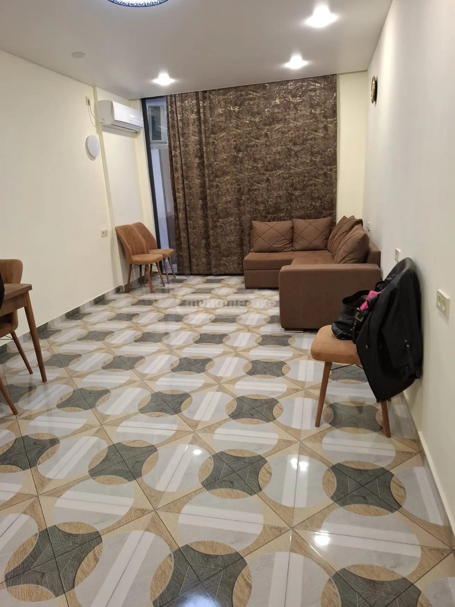 ზღვის პირის ქ.  - 2 rooms