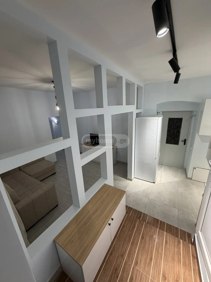 ჩიქობავას ქ.  - 6 rooms