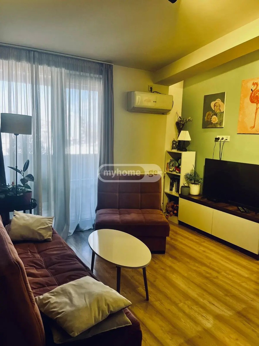 გაზაფხულის ქ. 6 - 3 rooms