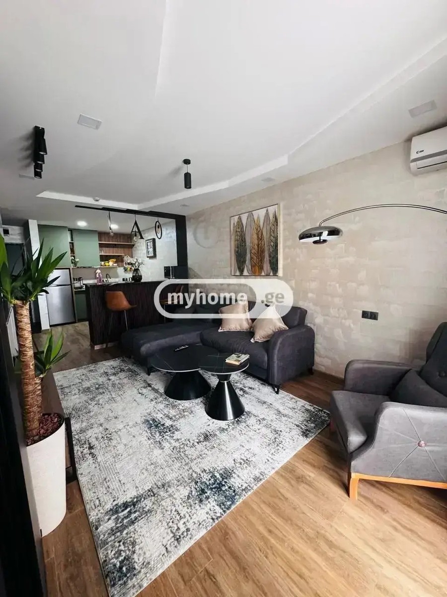 ლორთქიფანიძე გრ. ქ.  - 3 rooms