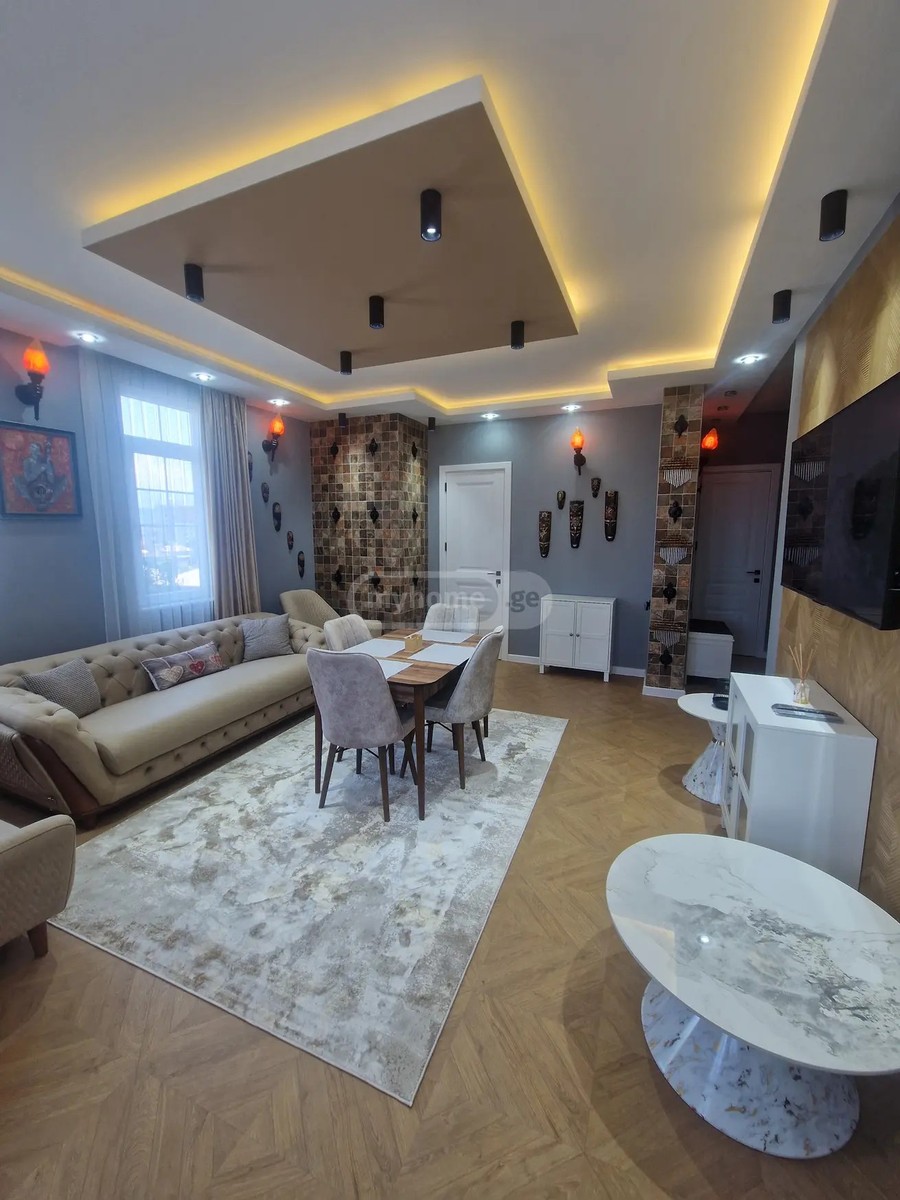დემეტრე თავდადებულის ქ. 98 - 3 rooms