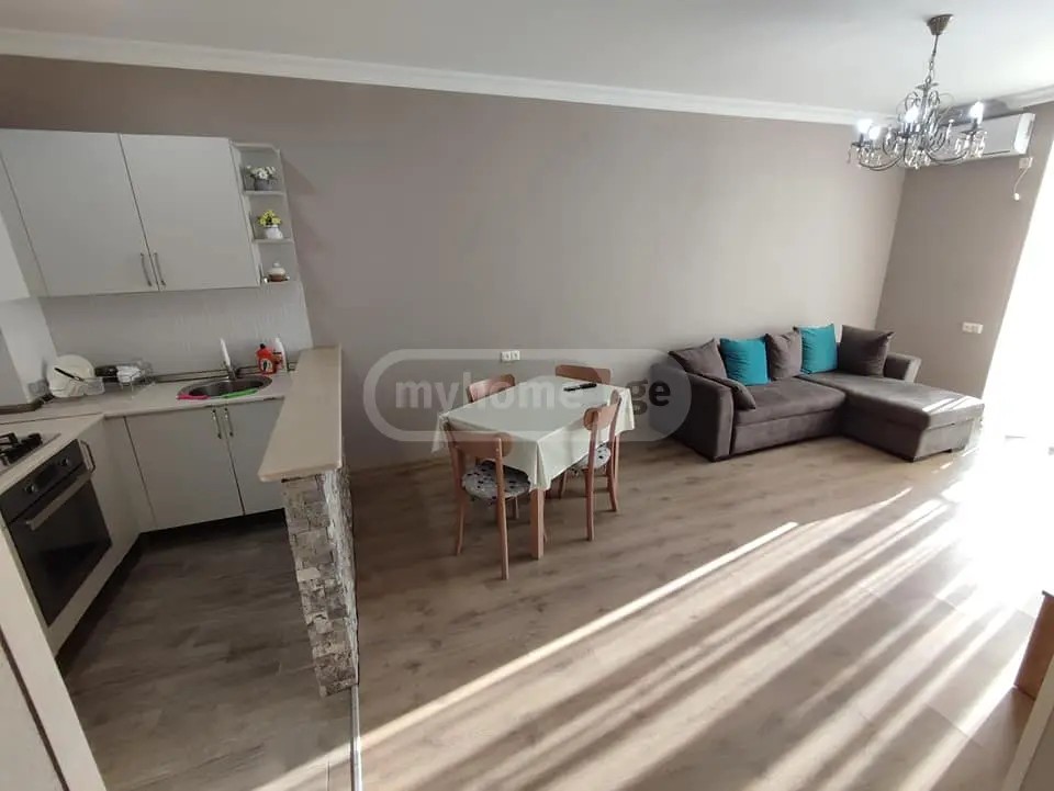 ჭავჭავაძე ი. ქუჩა 76 - 3 rooms
