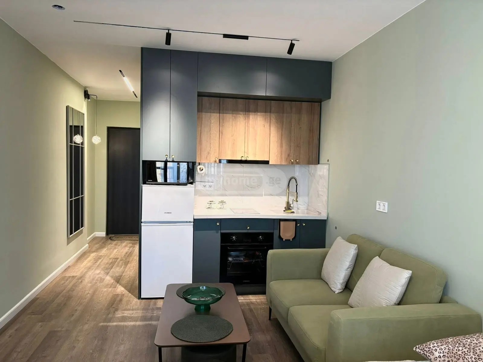 აბუსერიძე ტ. ქ. 13 - 1 rooms
