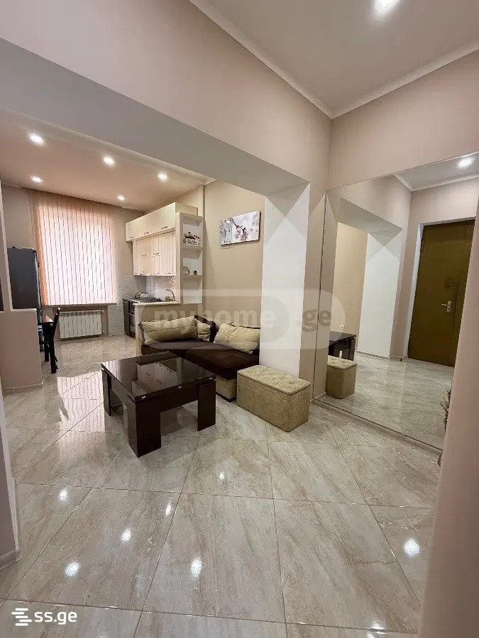 ბროსე მ. ქ. 2 - 3 rooms