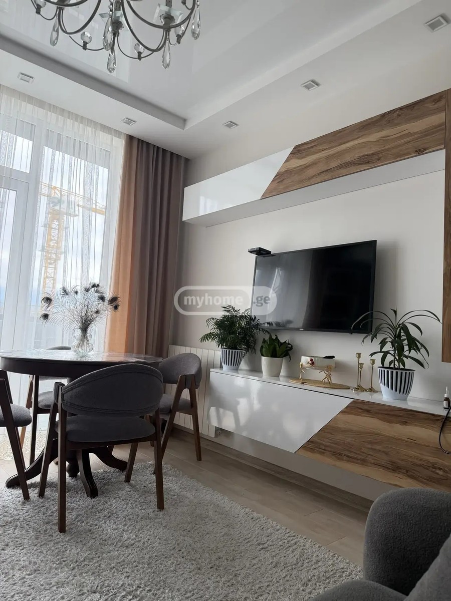 ანგისის ქ.  - 3 rooms