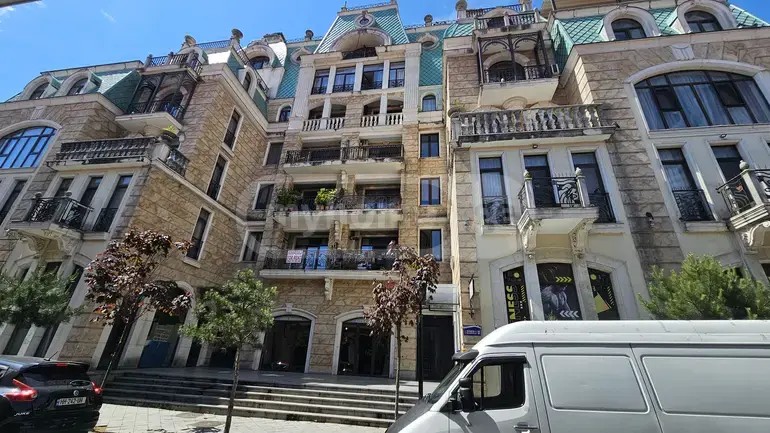 მელაშვილი ა. ქ. 0 - 4 rooms