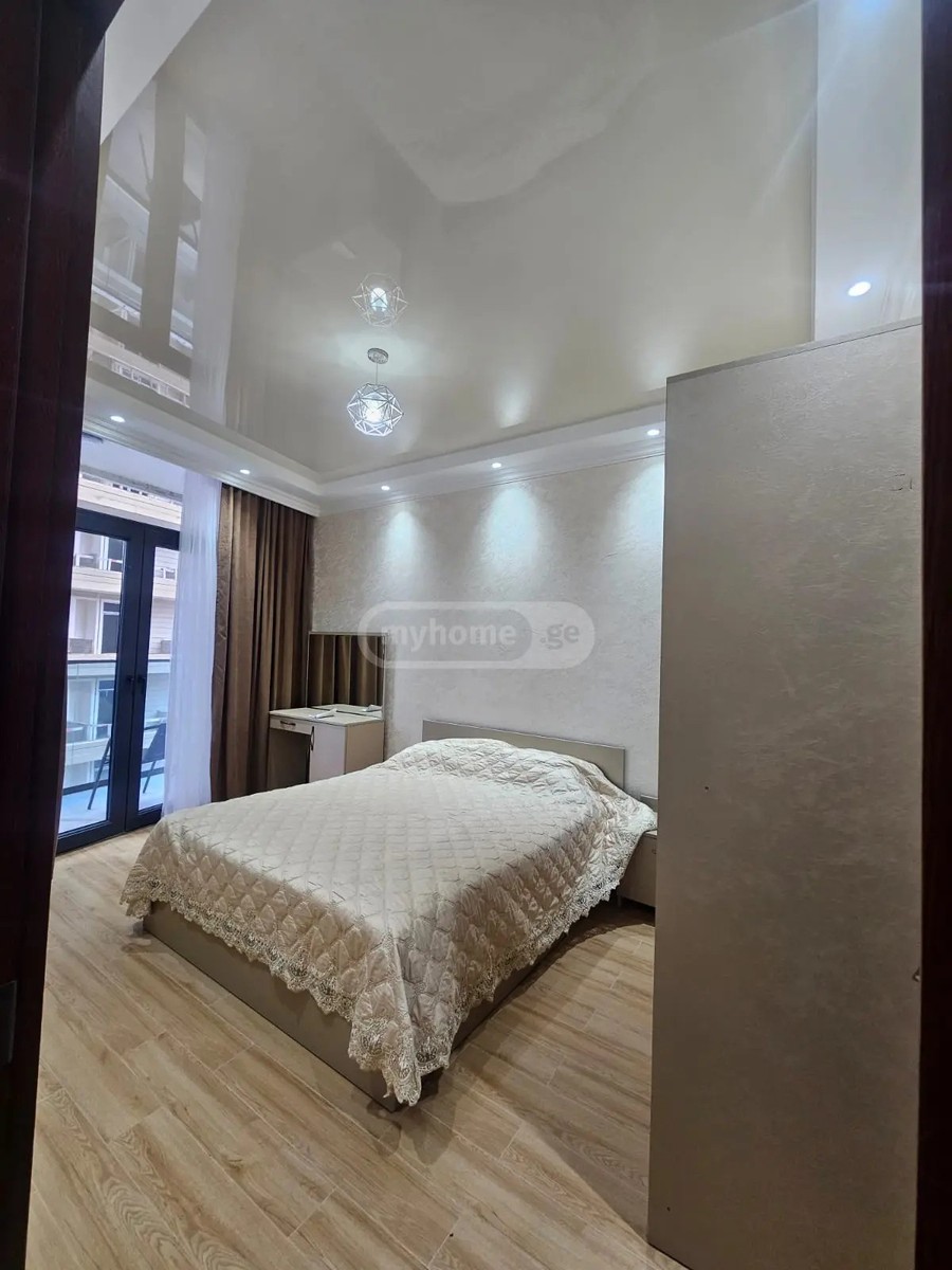 კაჩინსკი ლ. და მ. ქ.  - 3 rooms