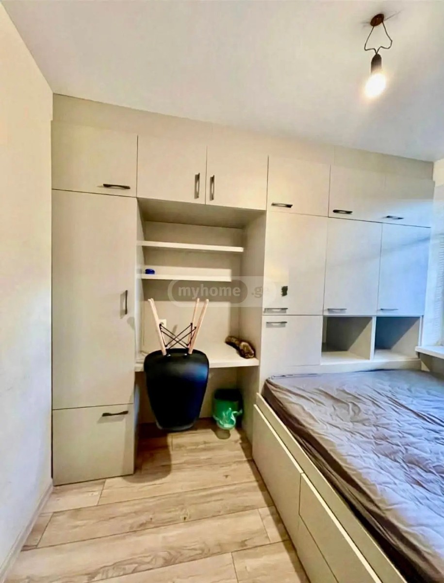 ანგისის ქ. 10 - 1 rooms