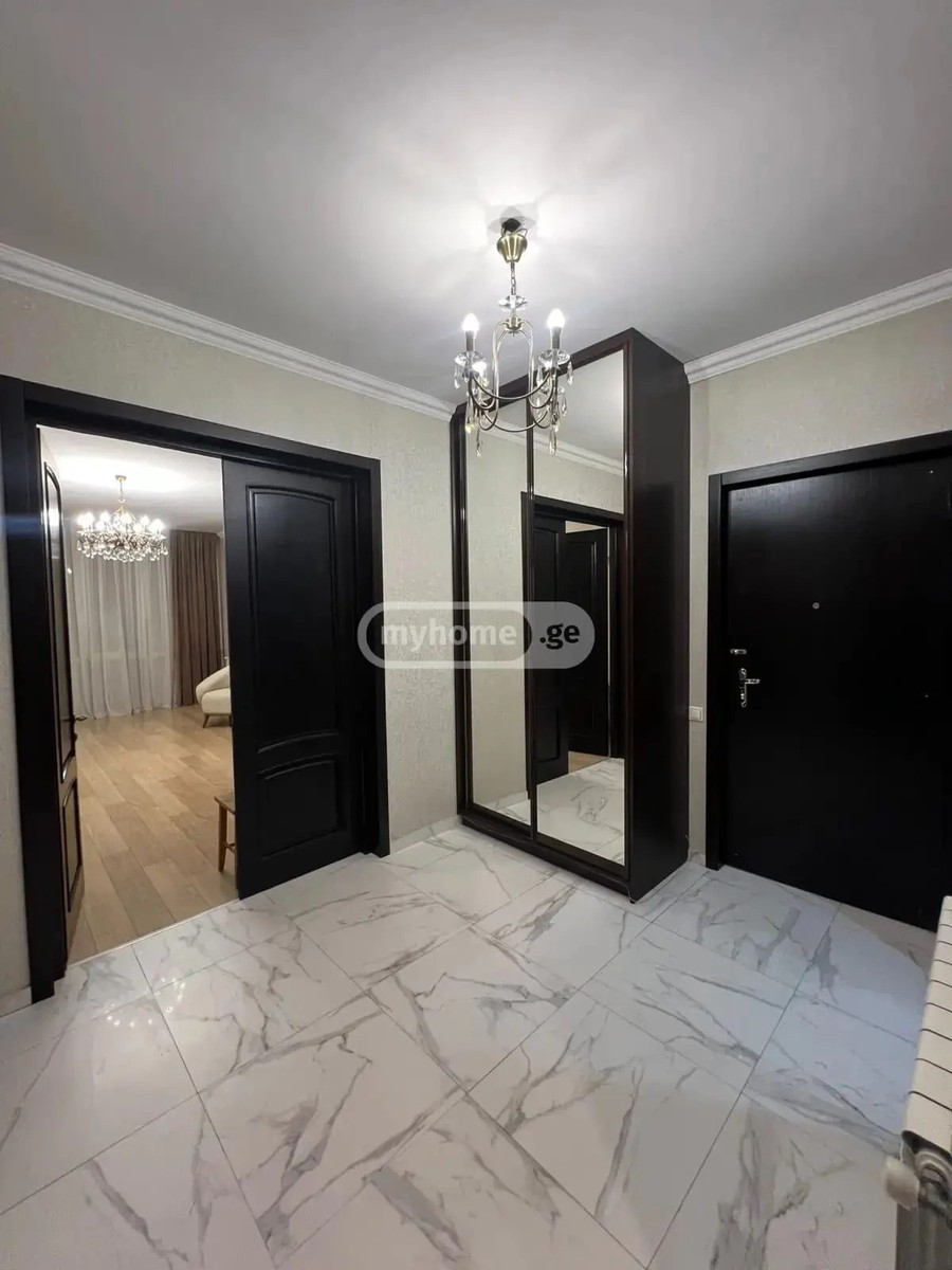 რობაქიძე გრ. გამზ.  - 3 rooms