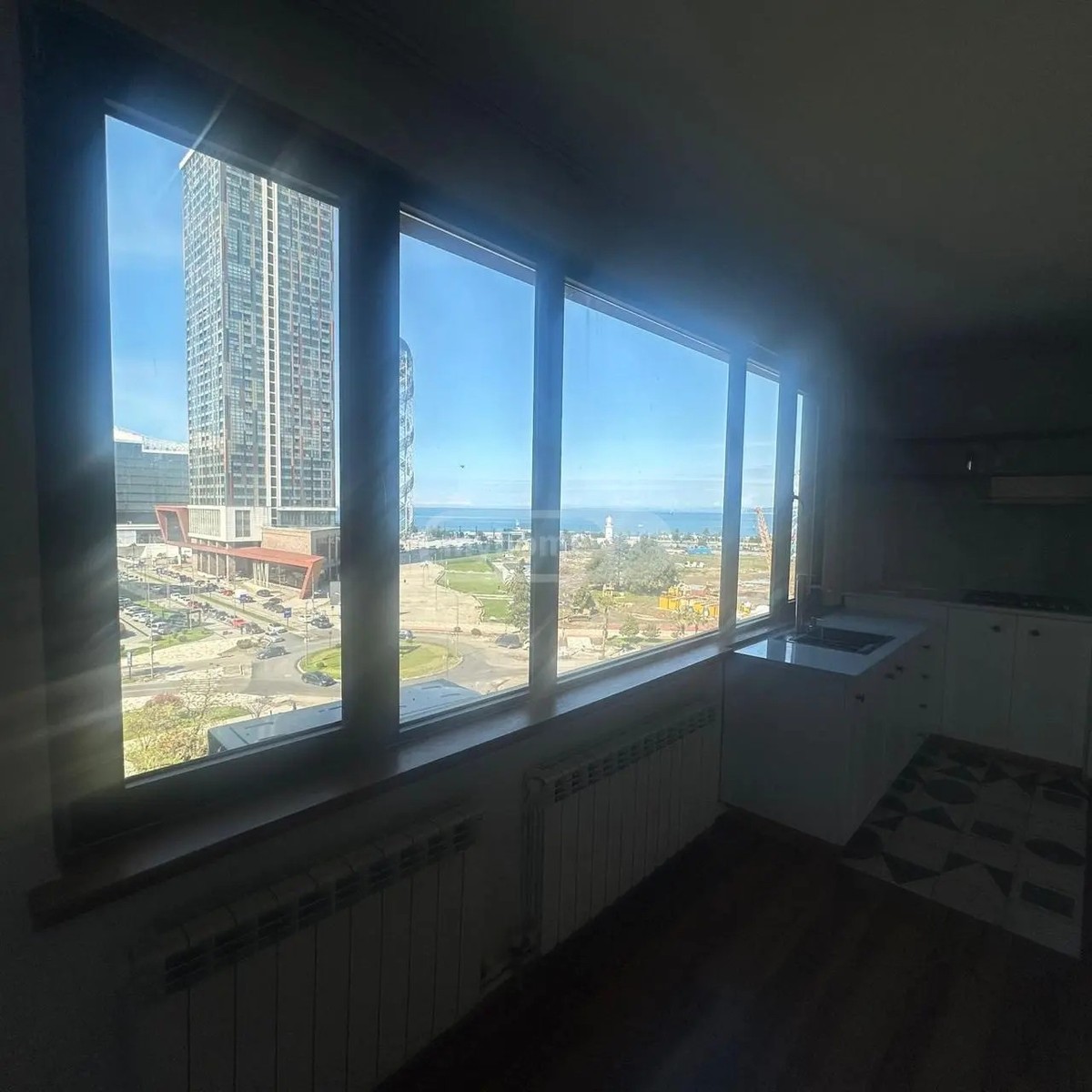 ახმეტელის ქ. 8 - 3 rooms