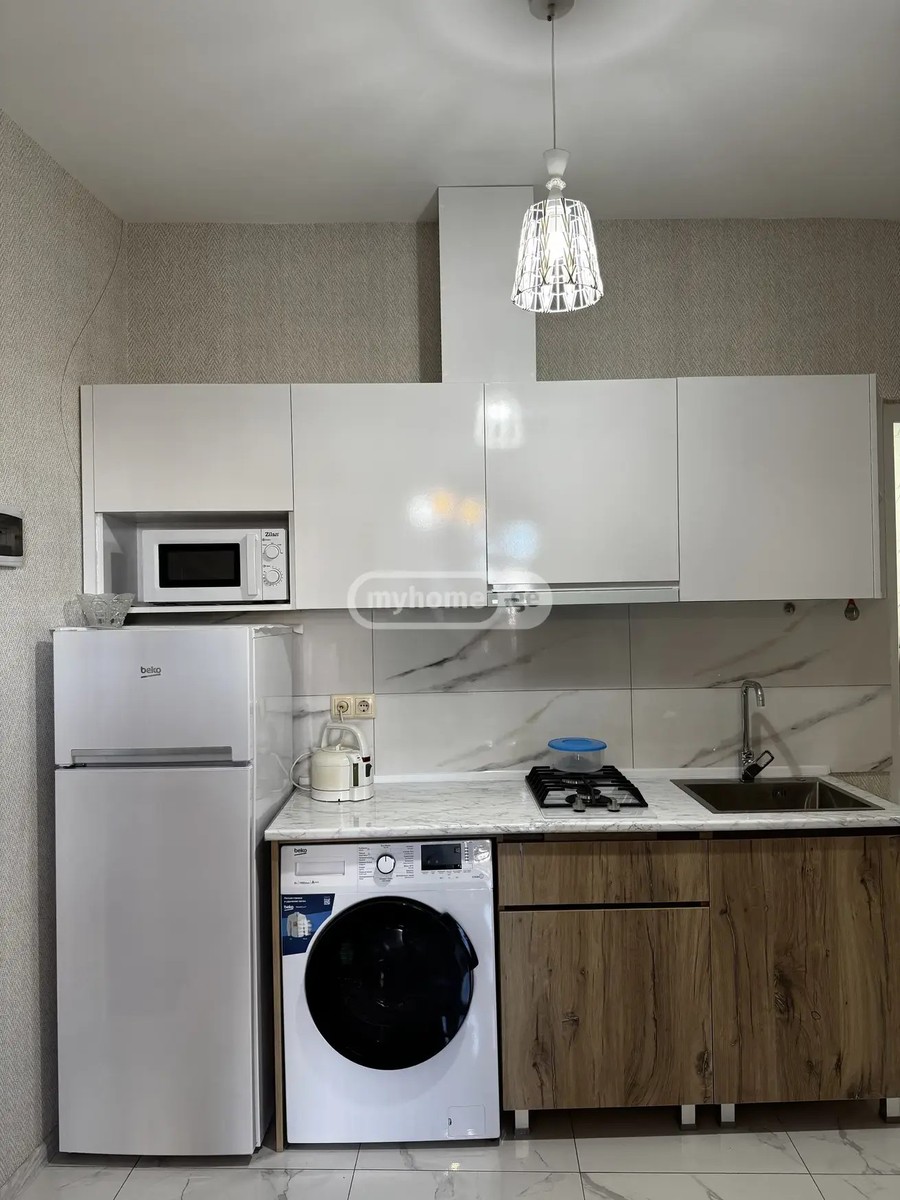 ბაგრატიონი პ. შეს. 24 - 3 rooms