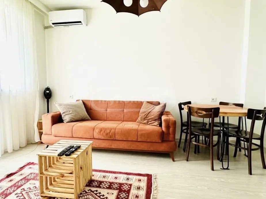 აბუსერიძე ტ. ქ. 4 - 2 rooms