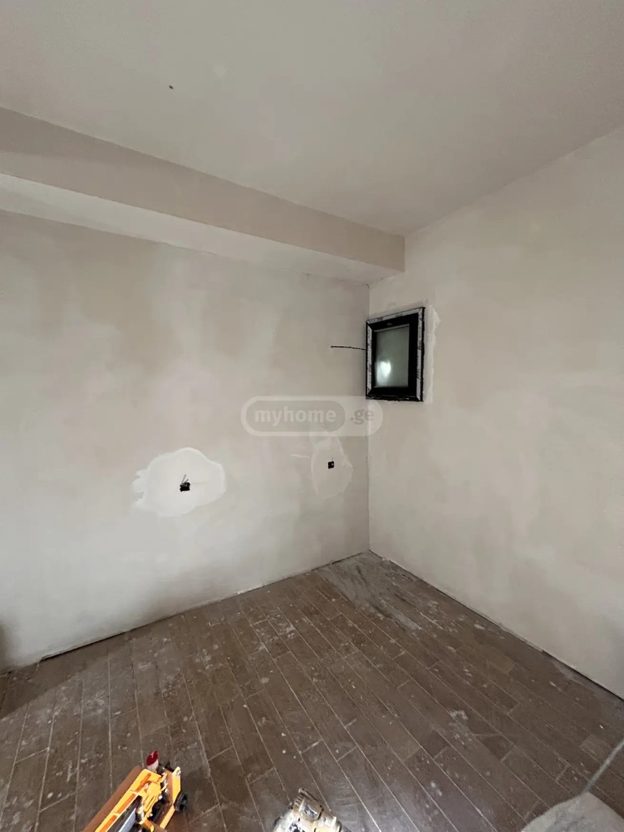 ლორთქიფანიძე ო. ქ.  - 1 rooms