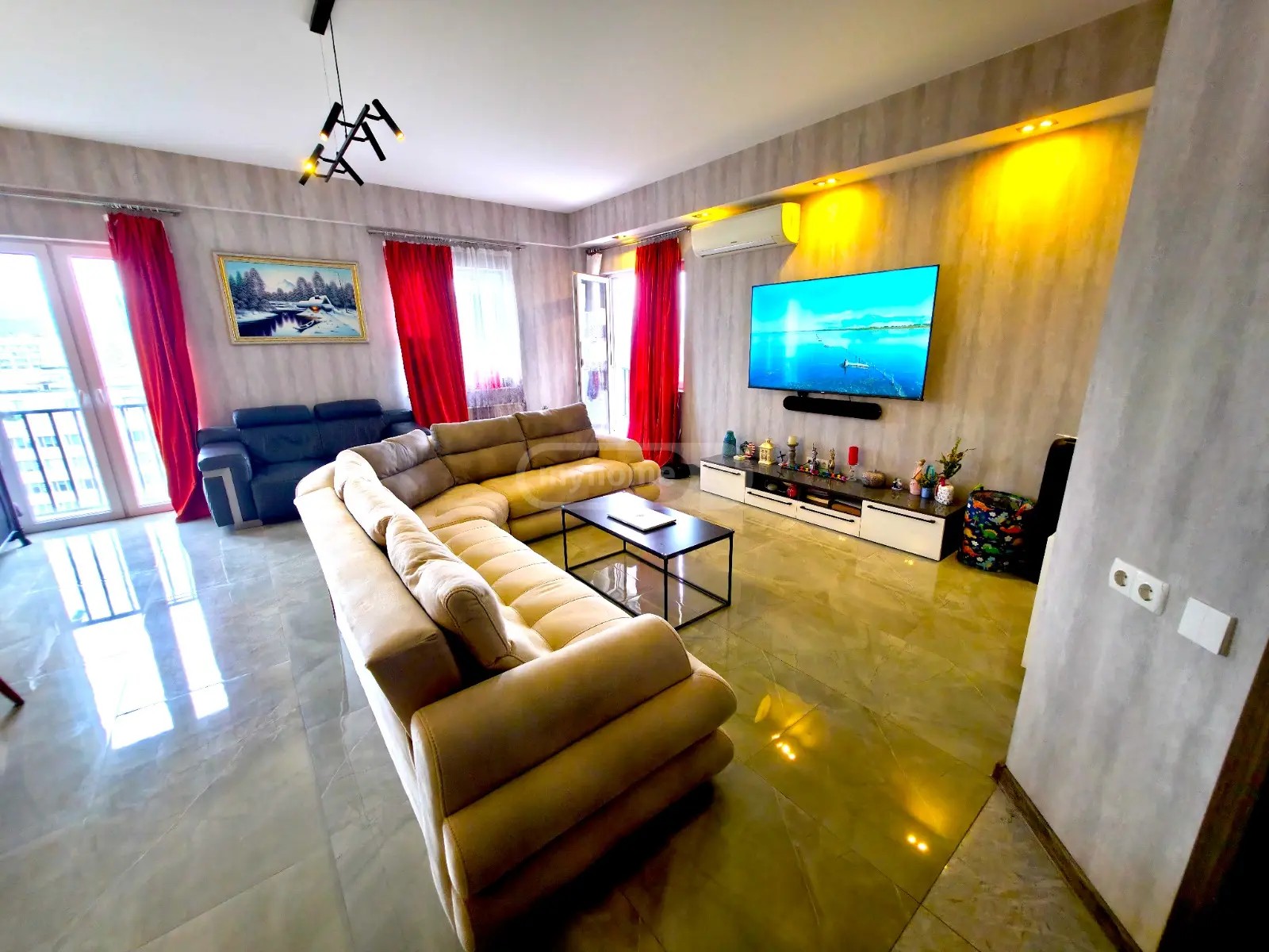 ლუბლიანას ქ. 11 - 5 rooms