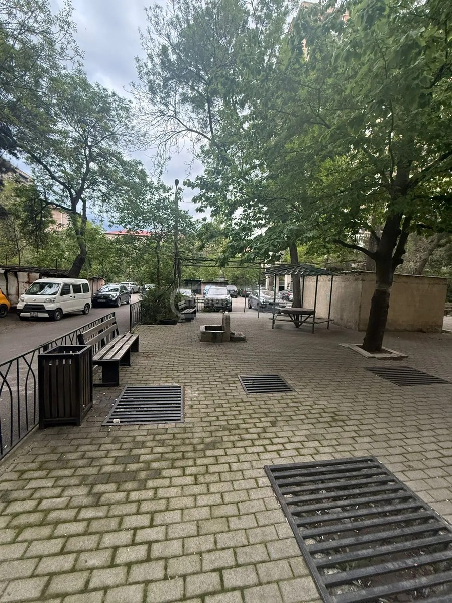დიღმის მასივი - IV კვარტ. 26 - 5 rooms