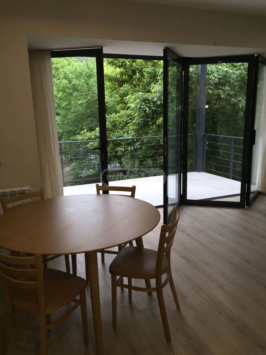 გორგასალი ვ. ქ. 51 - 3 rooms
