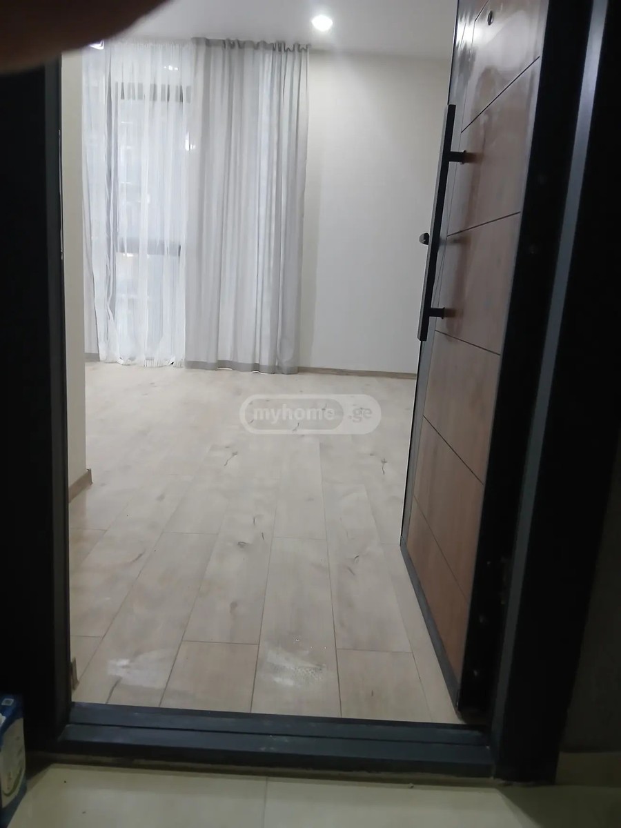 ანგისის ქ. 10 - 1 rooms