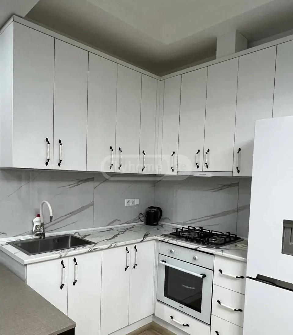 პუშკინი ა. ქ. 178 - 3 rooms