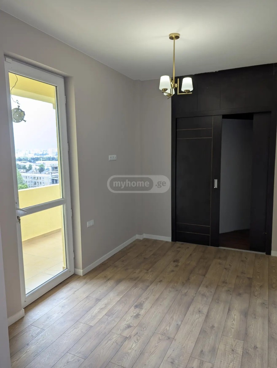 შარტავას ქ. 43 - 4 rooms