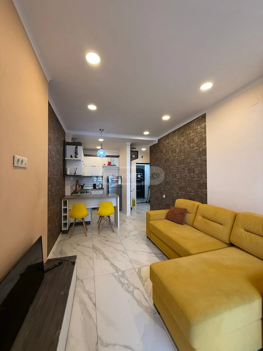ანგისის ქ. 8 - 2 rooms