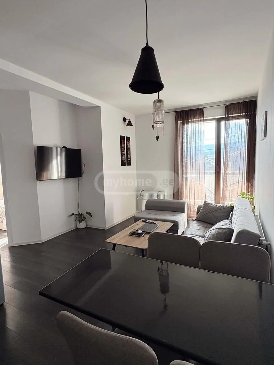 მ. პოლოს ქ. 25 - 2 rooms