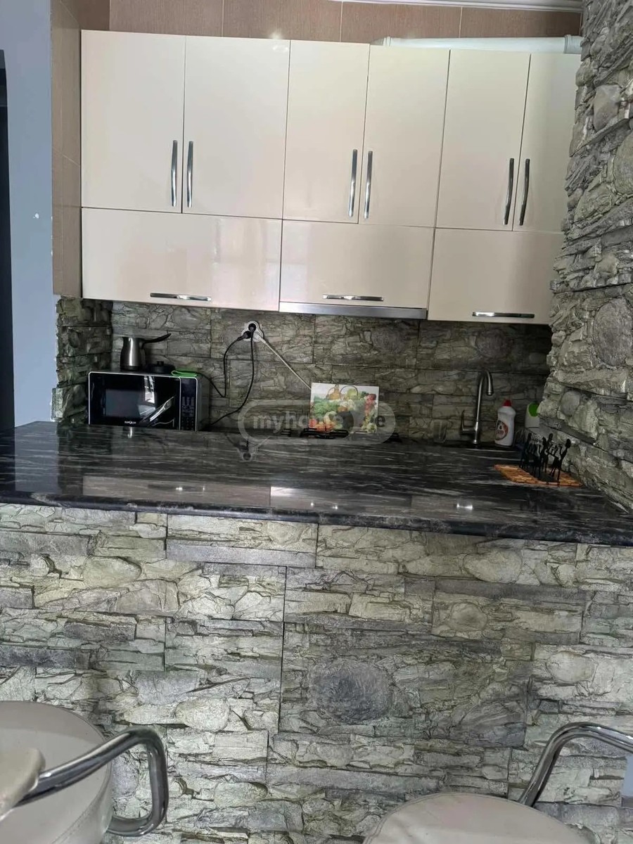 ჯავახიშვილის ქ.  - 3 rooms